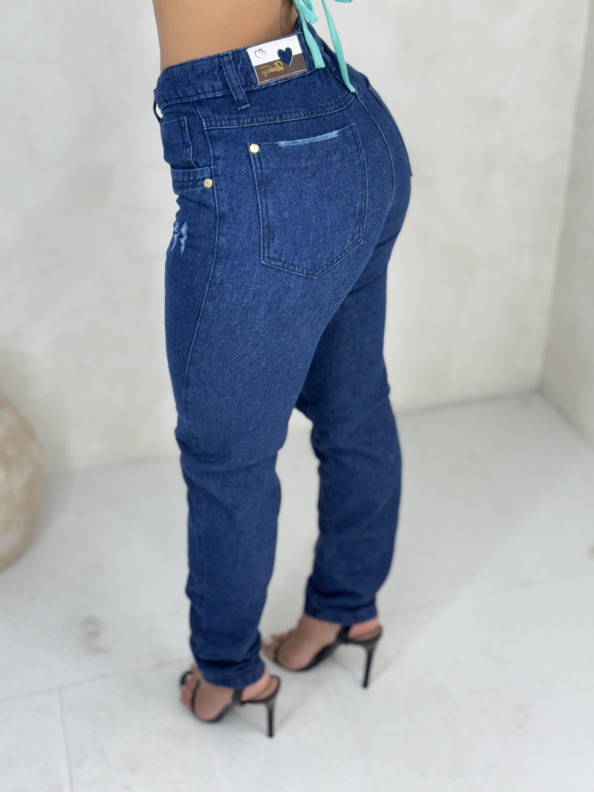 Calça Jeans Mom Cintura Alta Premium Slim - Imagem 5